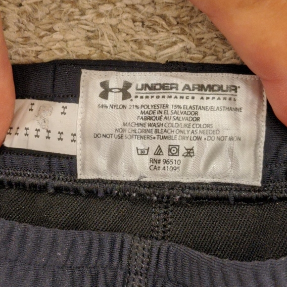 Under Armour sports leggings - unisex Youth Medium - Picture 3 of 10